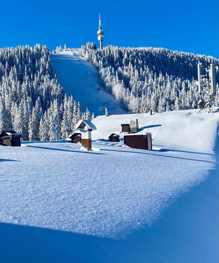 Luxury Aparthotel Studenets Pamporovo Esterno foto