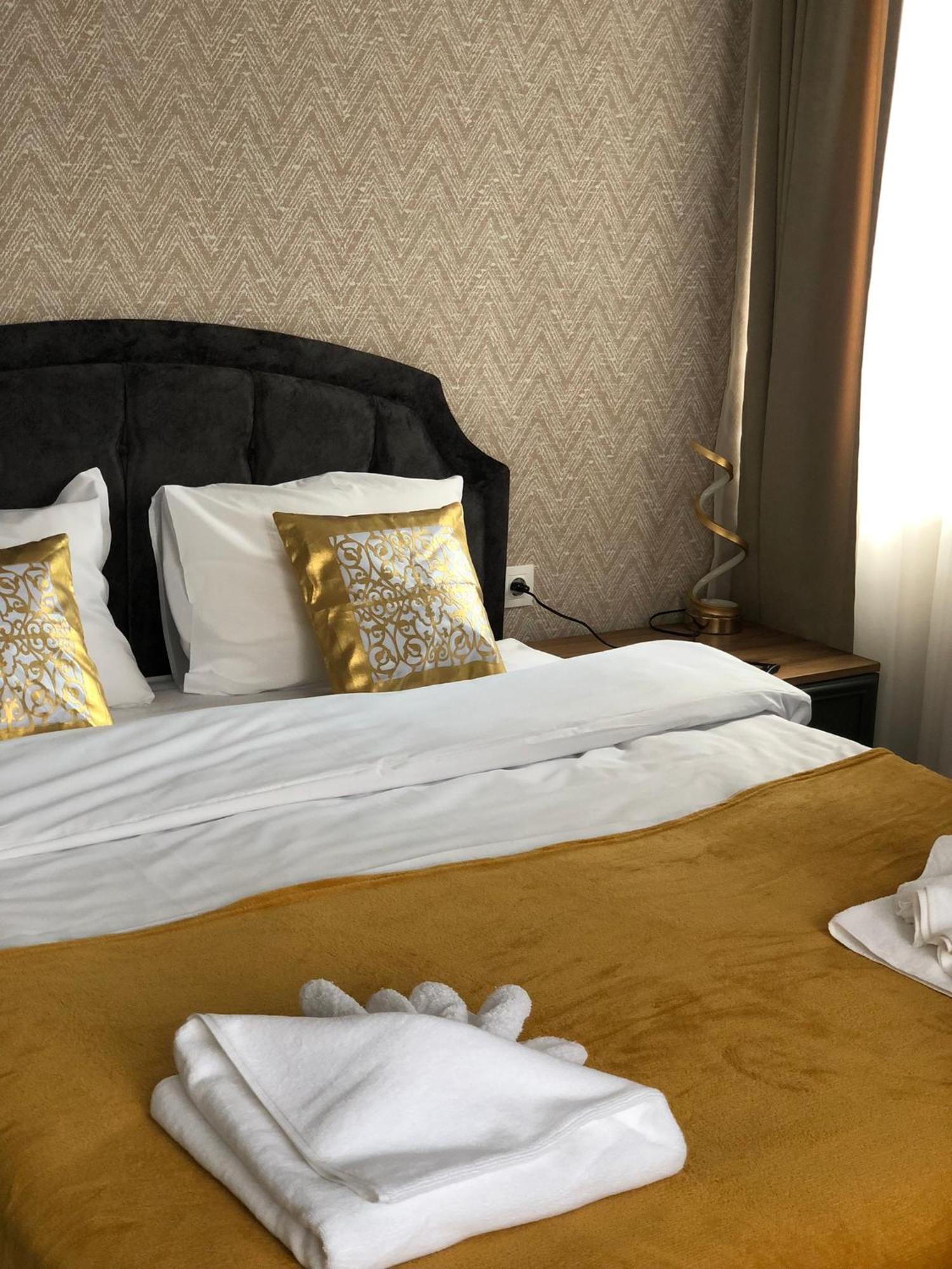 Luxury Aparthotel Studenets Pamporovo Esterno foto